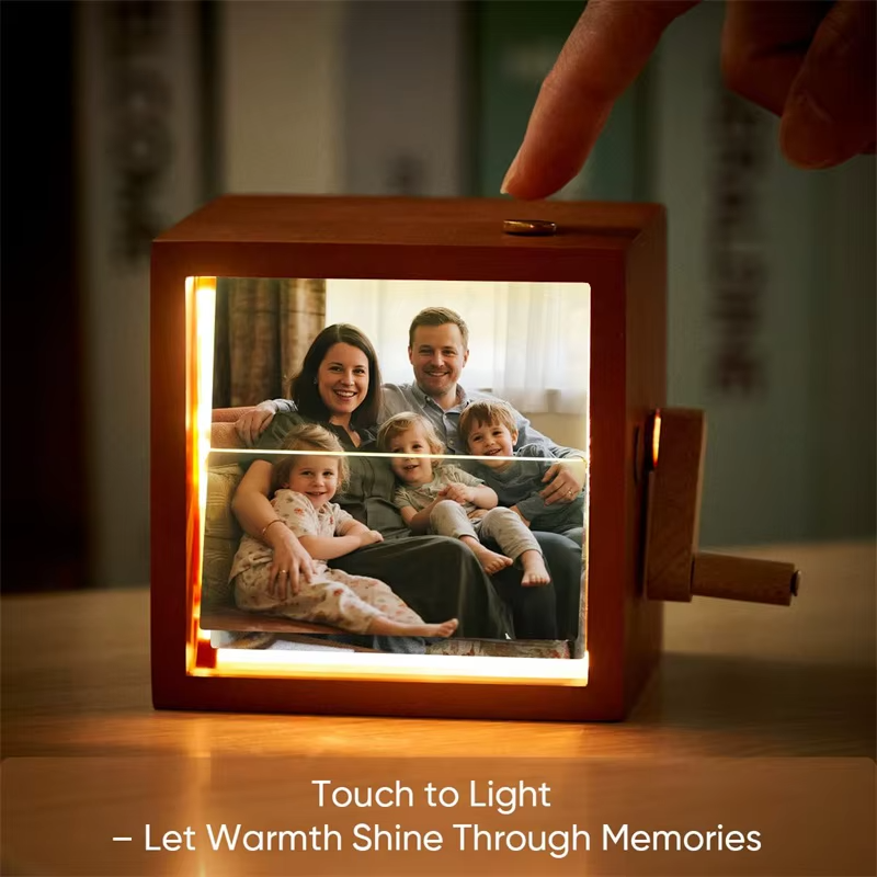 Remiora Hand Crank Memories Album
